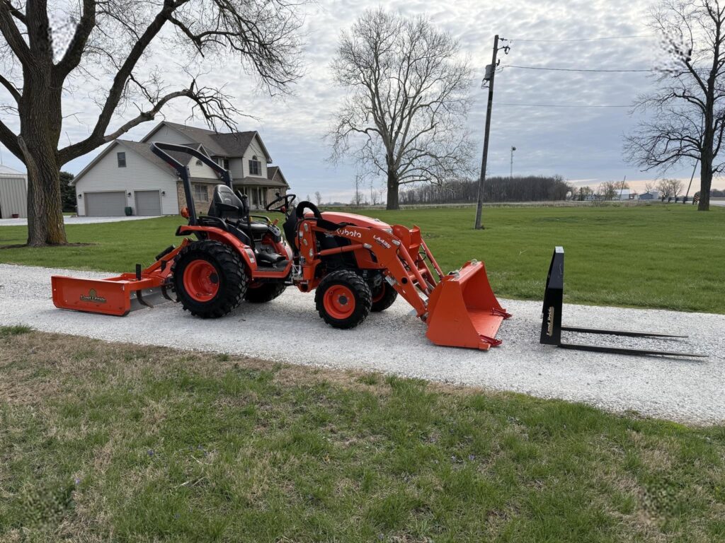 2023 Kubota B2601HSD Compact Tractor